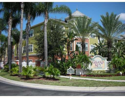 4207 S DALE MABRY UNIT 3210 TAMPA, FL 33611