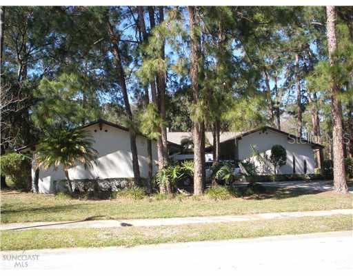 2236 Toniwood LANE Palm Harbor, FL 34685