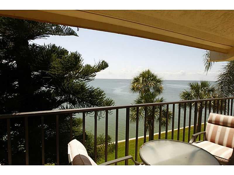 7540 SUNSHINE SKYWAY LANE S UNIT 219 ST PETERSBURG, FL 33711