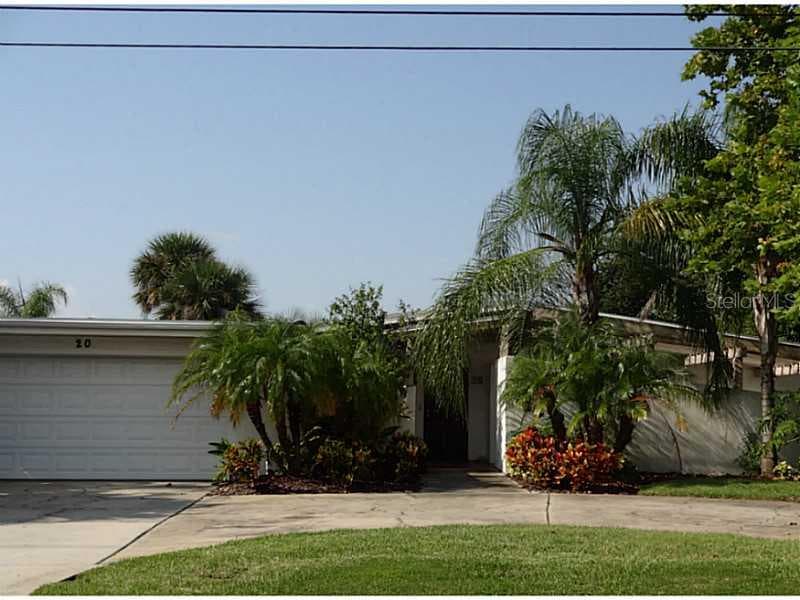 20 N PINE CIRCLE