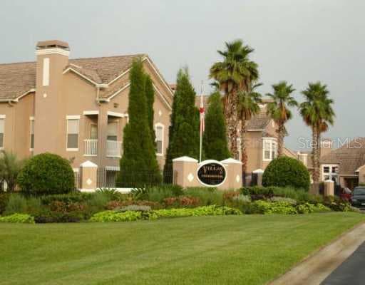 10450 VILLA VIEW CREEK UNIT 18 Tampa, FL 33647