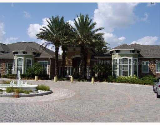 10025 COURTNEY PALMS DRIVE UNIT 301 TAMPA, FL 33619
