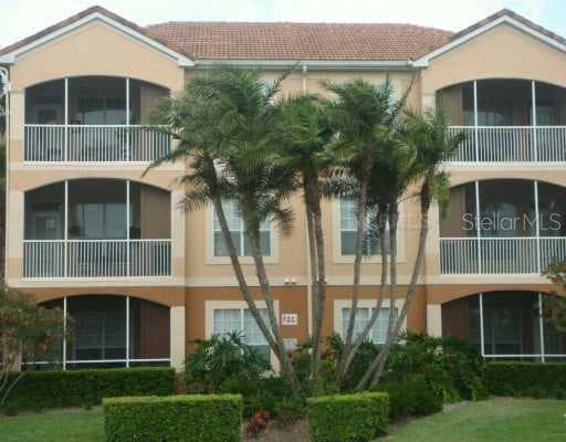 5000 CULBREATH KEY WAY UNIT 4-202 TAMPA, FL 33611