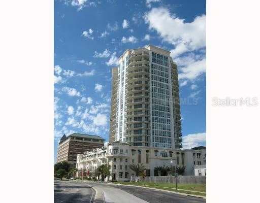450 Knights Run AVENUE UNIT 705 Tampa, FL 33602