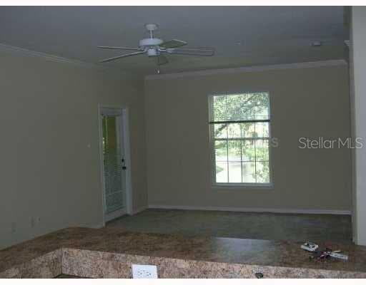 2404 COURTNEY MEADOWS COURT UNIT 203 Tampa, FL 33619