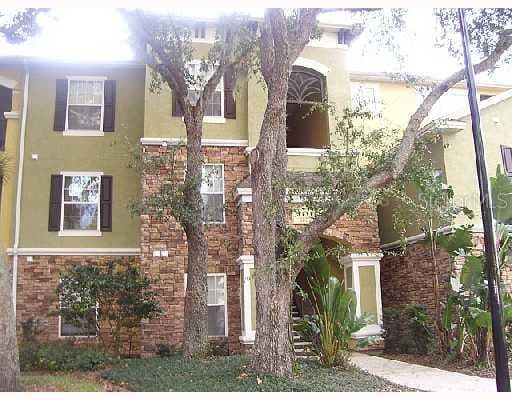 10017 COURTNEY PALMS DRIVE UNIT 202 TAMPA, FL 33619