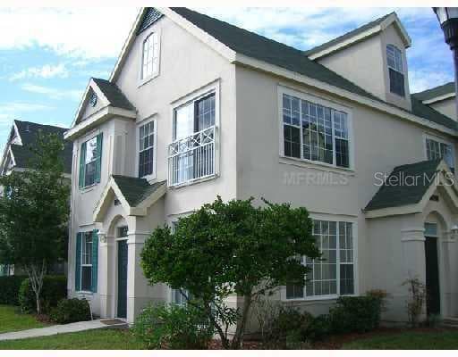 9080 LAKE CHASE ISLAND WAY UNIT 9080 Tampa, FL 33626