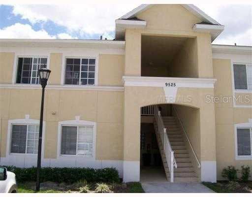 9525 GROVEDALE CIRCLE UNIT 101 Riverview, FL 33569