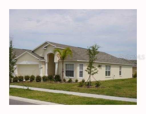 214 SMOKEY HILL AVENUE RUSKIN, FL 33570
