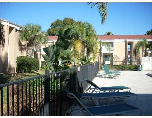 416 KINGSTOWNE AVENUE S UNIT 4 BRANDON, FL 33511