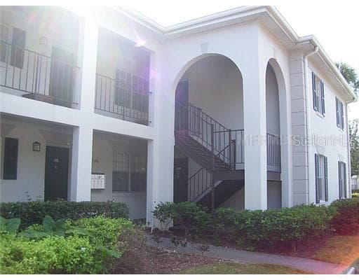 10396 CARROLLWOOD LANE UNIT 21 TAMPA, FL 33618