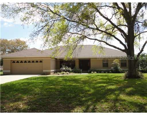1911 WALLACE ROAD LUTZ, FL 33549