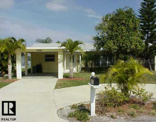 17760 Wall CIRCLE E Redington Shores, FL 33708