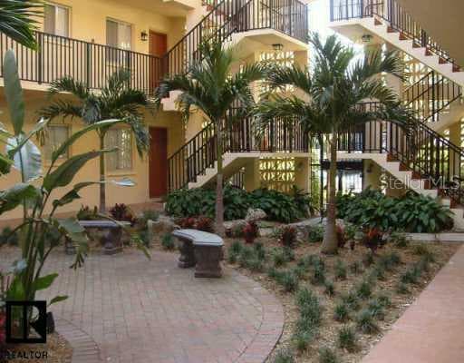 125 5th AVENUE NE UNIT 330 St. Petersburg, FL 33701
