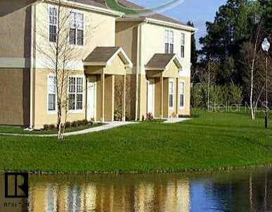 5924 BRICKLEBERRY LANE UNIT 203 ZEPHYRHILLS, FL 33541