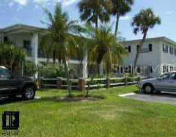 11180 1 STREET E UNIT 4 TREASURE ISLAND, FL 33706