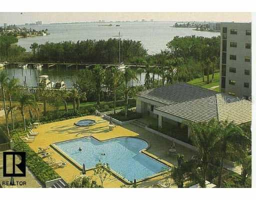1324 Pasadena AVENUE S UNIT 205 South Pasadena, FL 33707