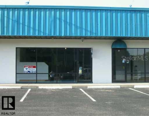 12807 Hillsborough AVENUE W Tampa, FL 33635