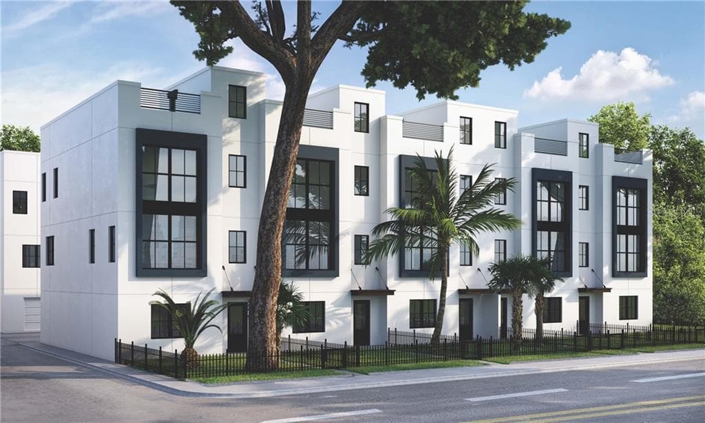 2851 W GANDY BOULEVARD UNIT 13 TAMPA, FL 33611