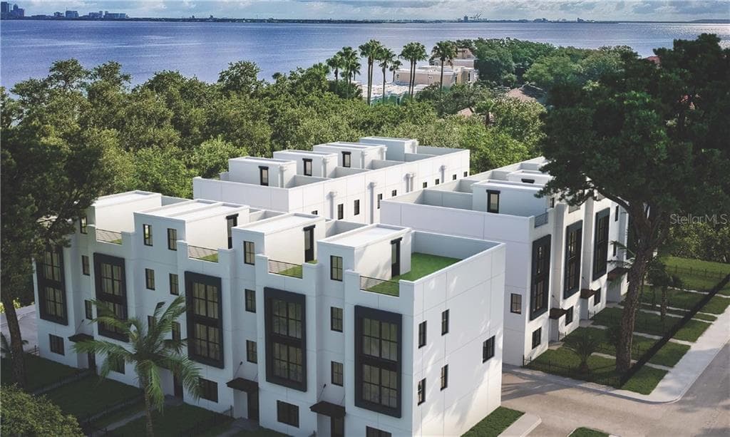 2851 W GANDY BOULEVARD UNIT 3 TAMPA, FL 33611