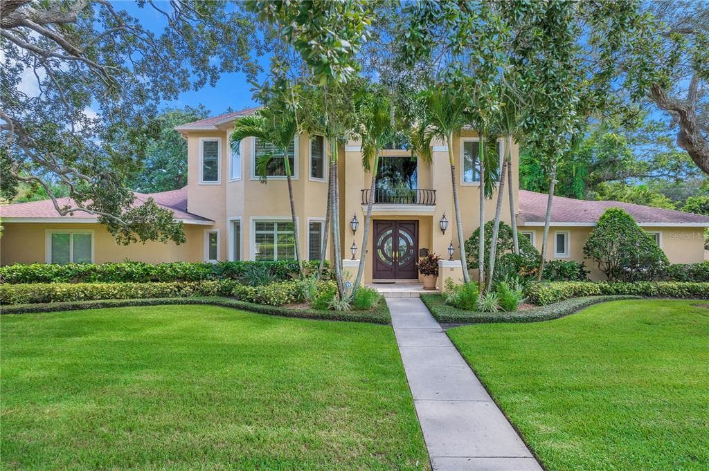 111 PALMETTO ROAD BELLEAIR, FL 33756