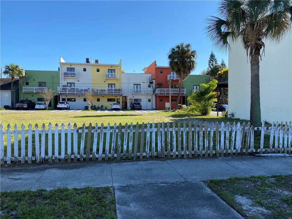 1913 E 5TH AVENUE TAMPA, FL 33605