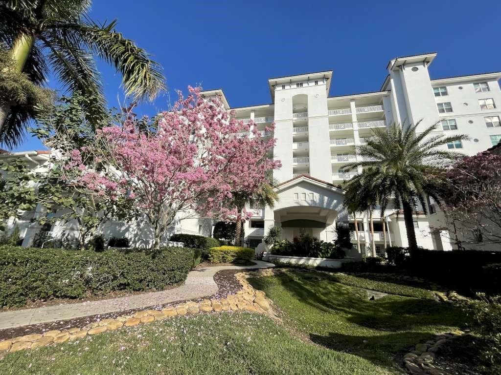 1325 SNELL ISLE BOULEVARD NE UNIT 311 ST PETERSBURG, FL 33704