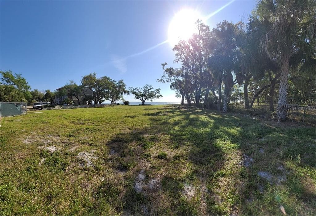 6216 BAYSHORE BOULEVARD TAMPA, FL 33611