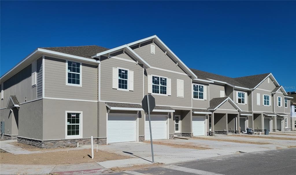 10908 QUICKWATER COURT RIVERVIEW, FL 33569