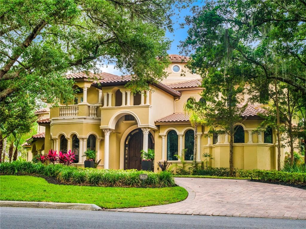 16228 VILLARREAL DE AVILA TAMPA, FL 33613