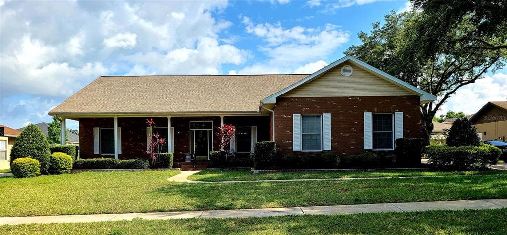 1116 HUNT CLUB LANE VALRICO, FL 33594