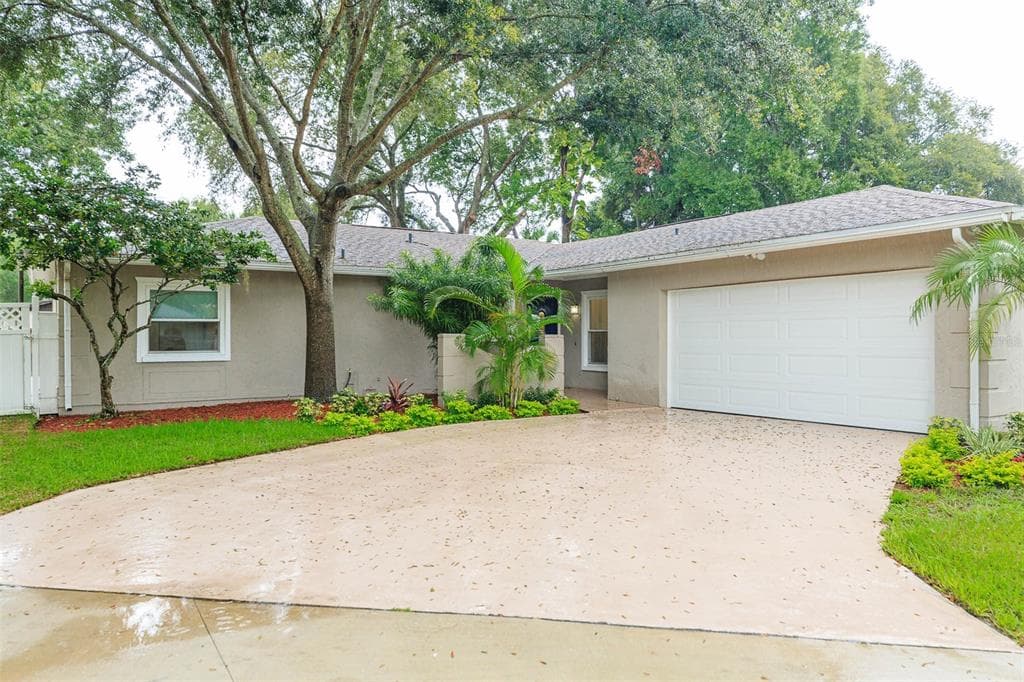 14030 BRIARDALE LANE TAMPA, FL 33618