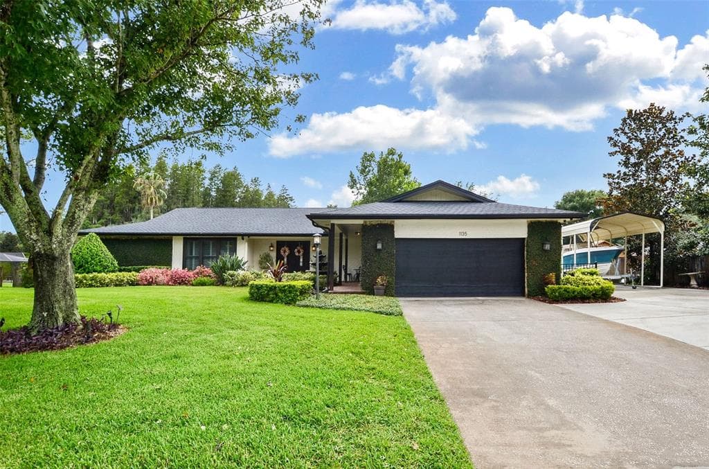 1135 WISPER RUN COURT LUTZ, FL 33558