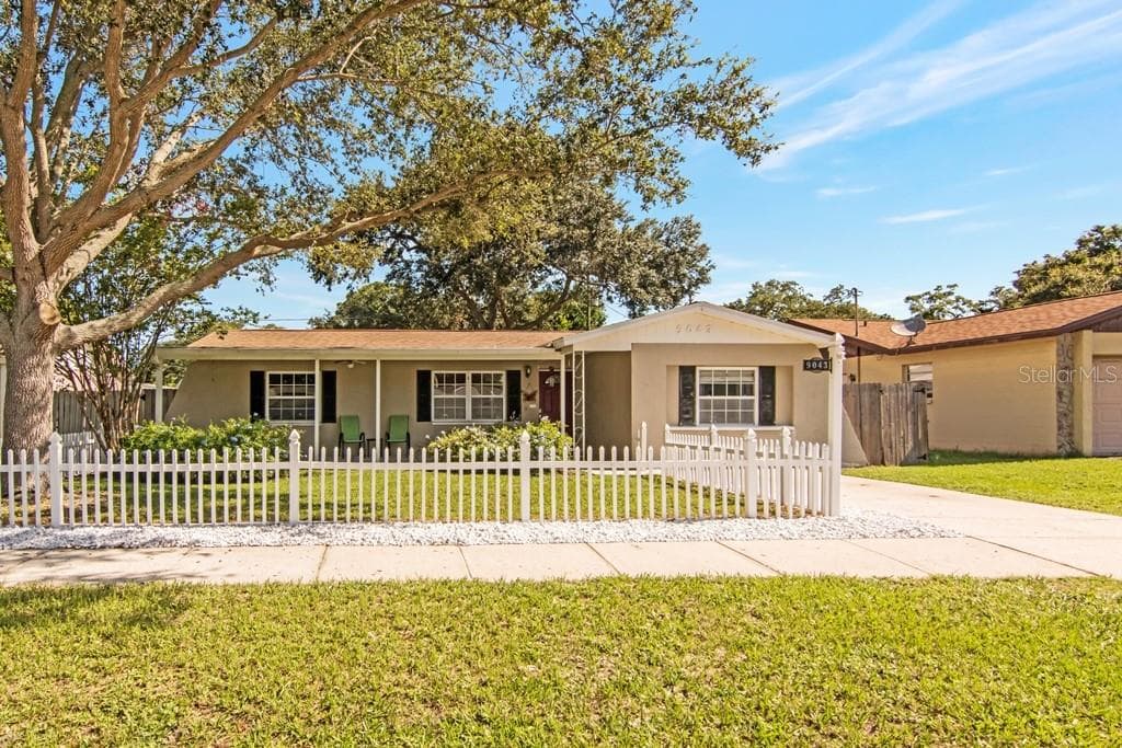 9043 108TH AVENUE SEMINOLE, FL 33777
