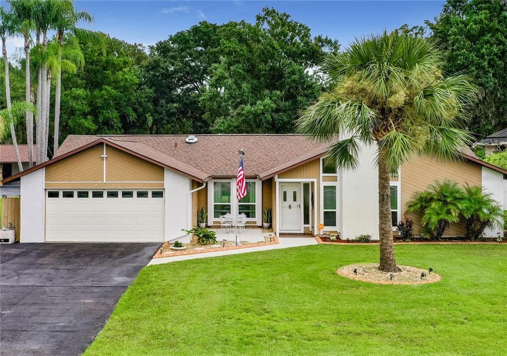 22651 BELL LAKE ROAD LAND O LAKES, FL 34639