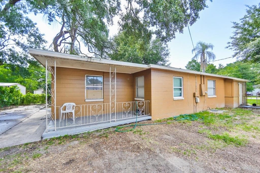 3602 LINDELL AVENUE TAMPA, FL 33610