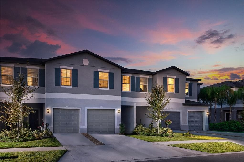 11770 DUMAINE VALLEY ROAD RIVERVIEW, FL 33579
