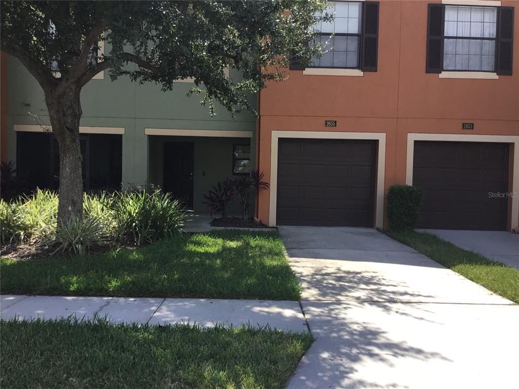 2655 OLEANDER LAKES DRIVE