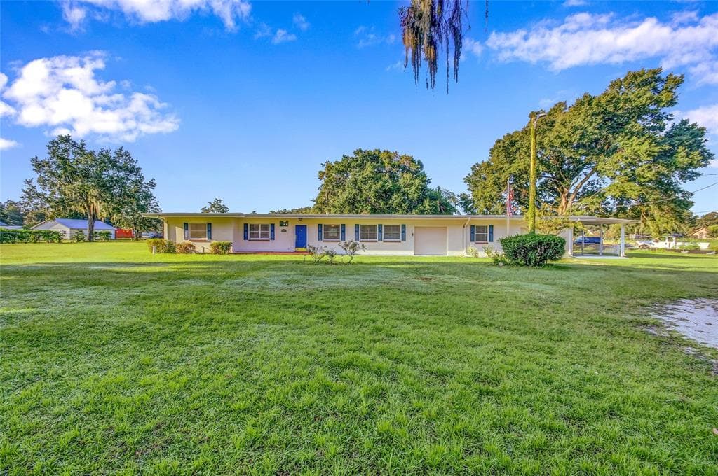 4601 DURANT RD. VALRICO, FL 33596