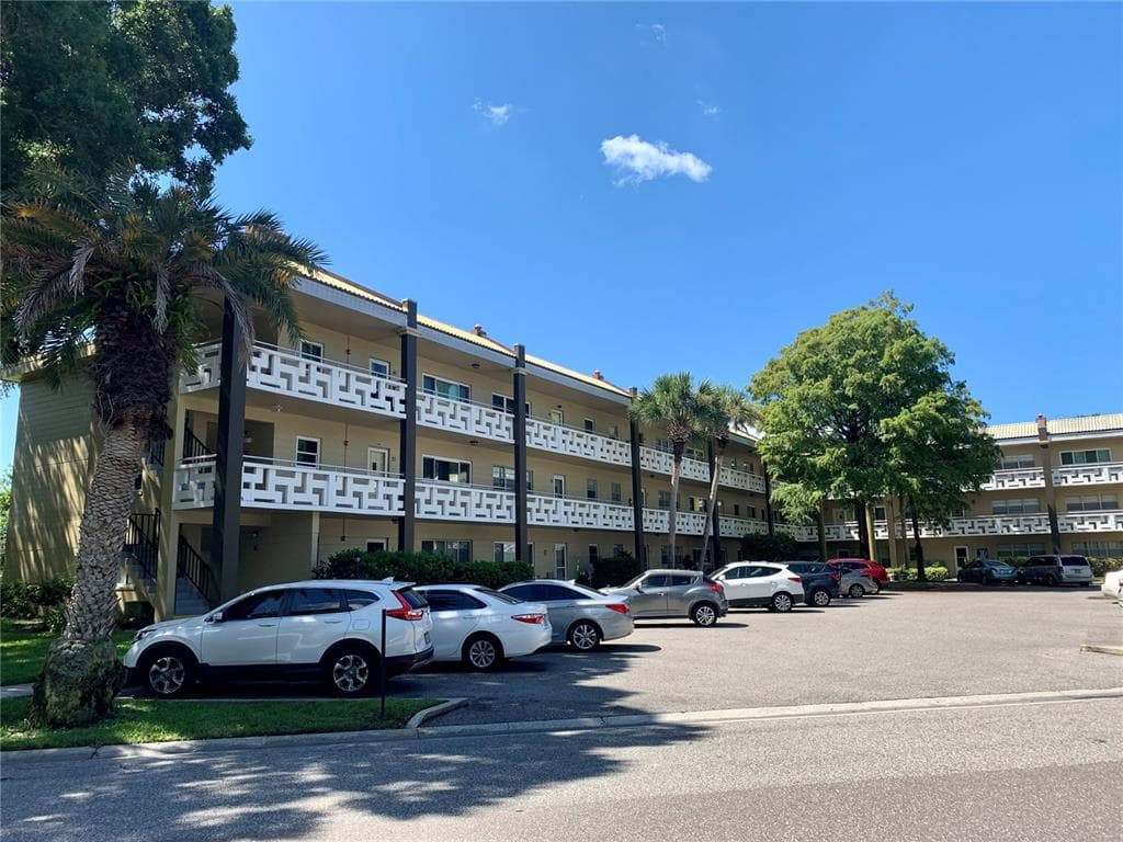 2417 PERSIAN DRIVE UNIT 23 CLEARWATER, FL 33763