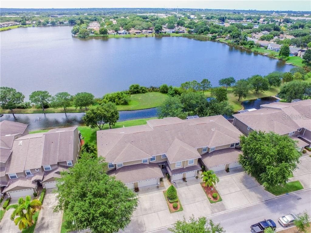 12042 LAKE ALLEN DRIVE LARGO, FL 33773