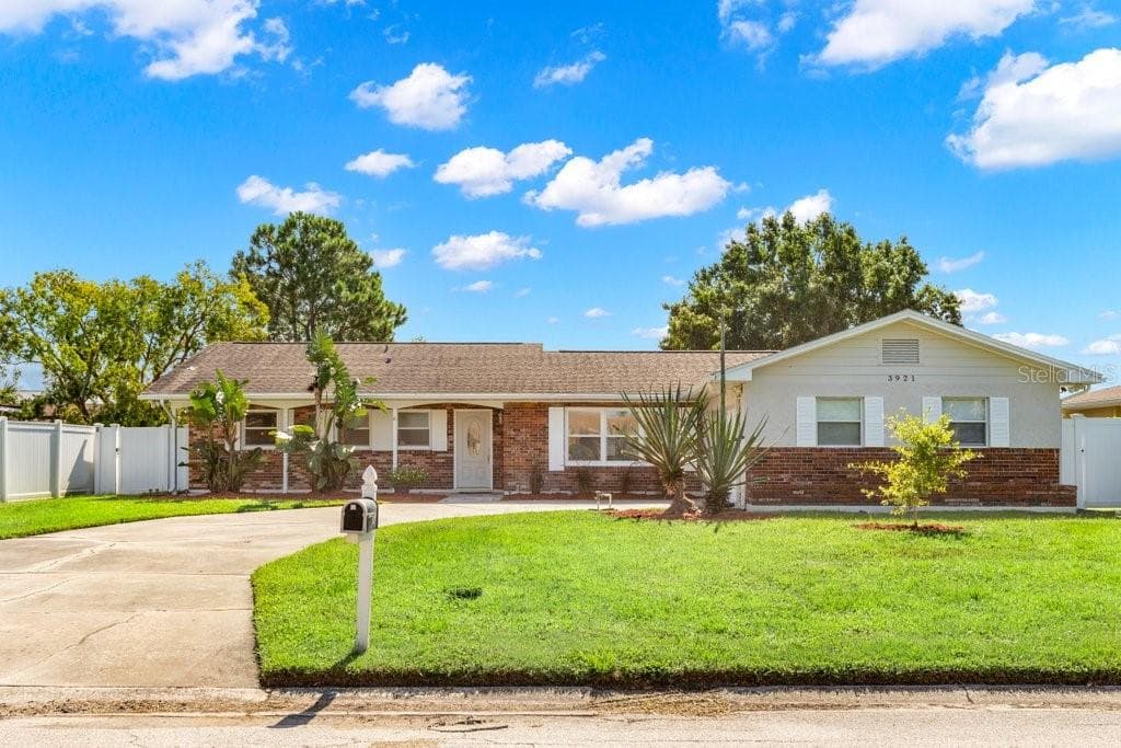 3921 W EDEN ROC CIRCLE