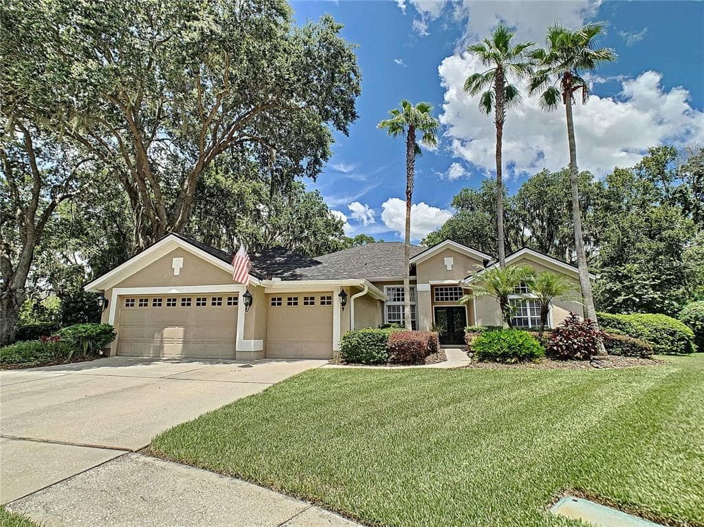 5945 CHERRY OAK DRIVE VALRICO, FL 33596
