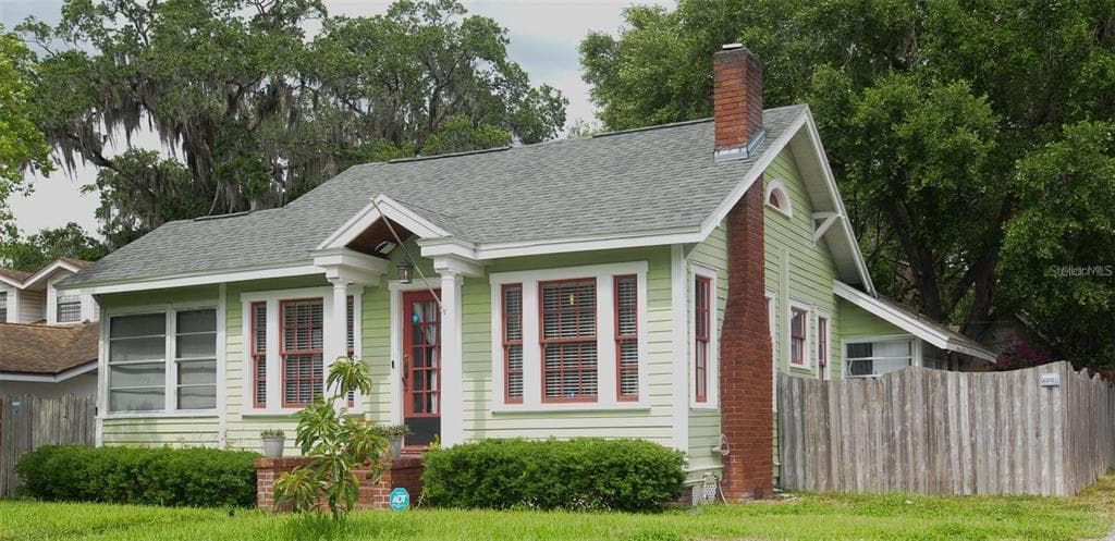 5407 N LEE PLACE TAMPA, FL 33603