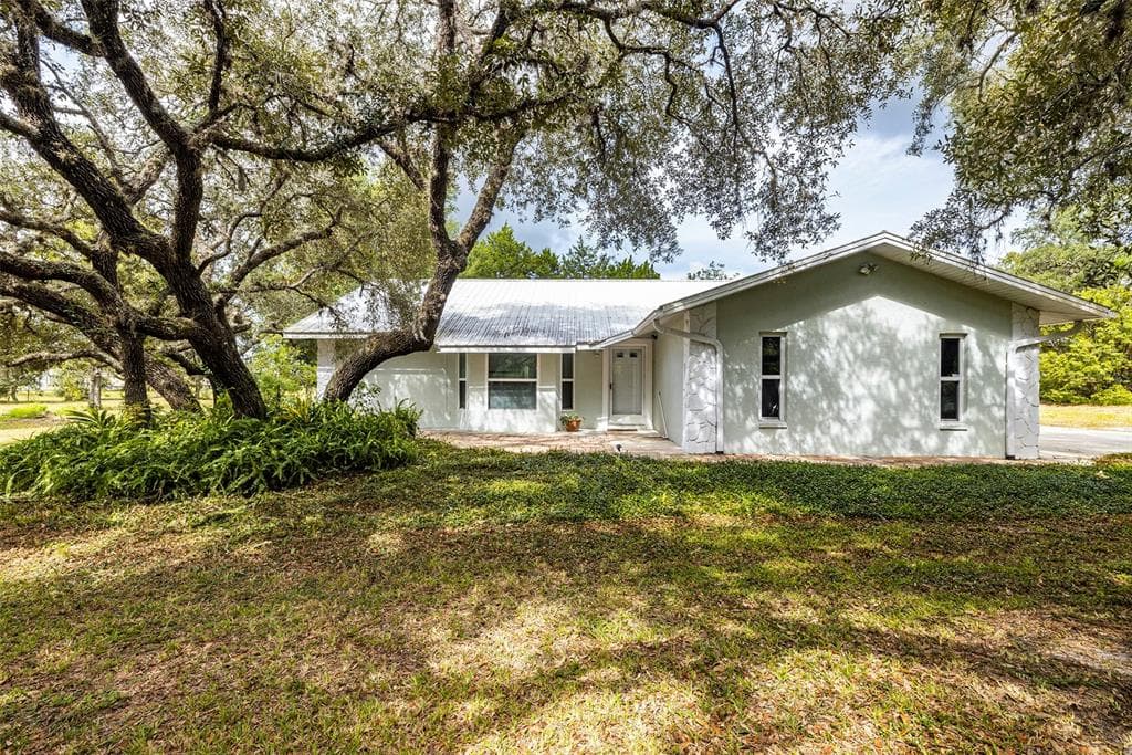 11461 SUNSHINE GROVE ROAD BROOKSVILLE, FL 34614