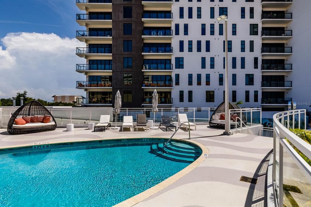 199 DALI BOULEVARD UNIT 902 ST PETERSBURG, FL 33701