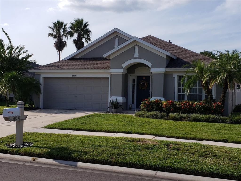 30331 GLENHAM COURT WESLEY CHAPEL, FL 33543