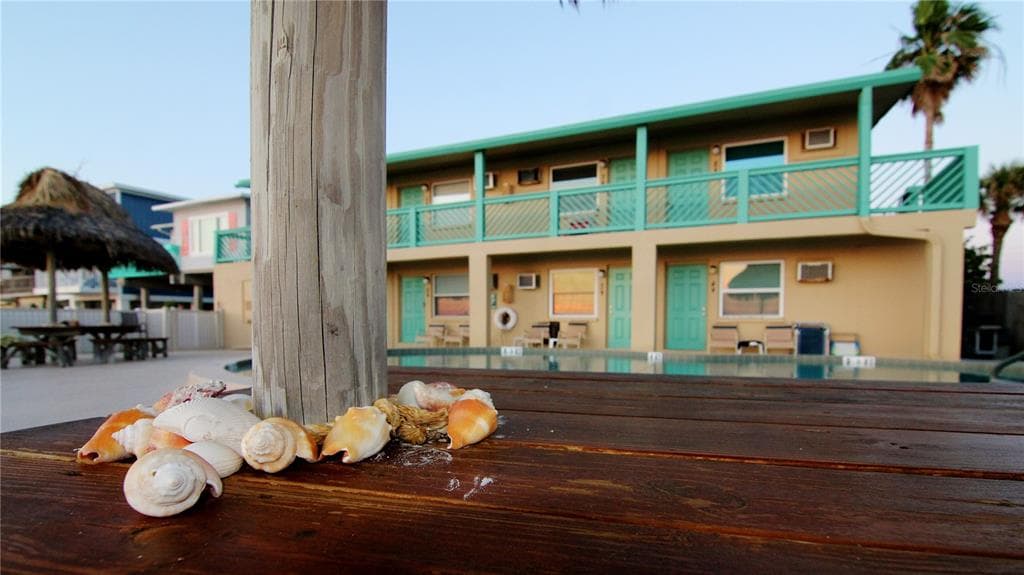 2700 GULF BOULEVARD UNIT 2E BELLEAIR BEACH, FL 33786