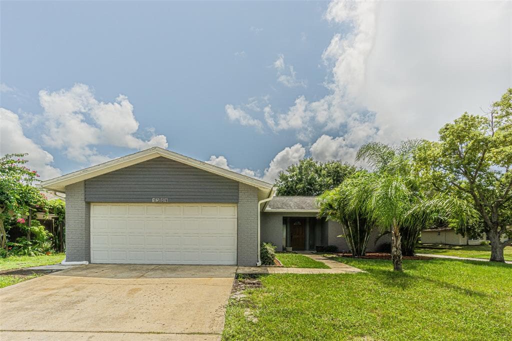 1309 MERES BOULEVARD TARPON SPRINGS, FL 34689
