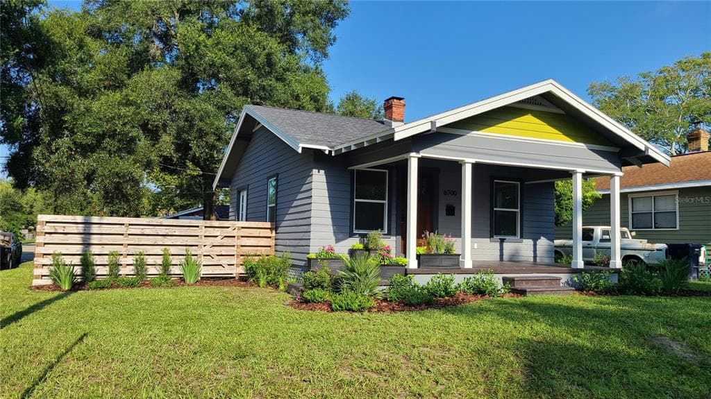 6700 N DIXON AVENUE TAMPA, FL 33604